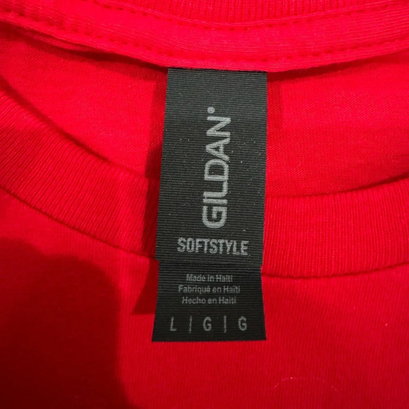 Disney Holiday T-Shirt - Picture 3 of 4